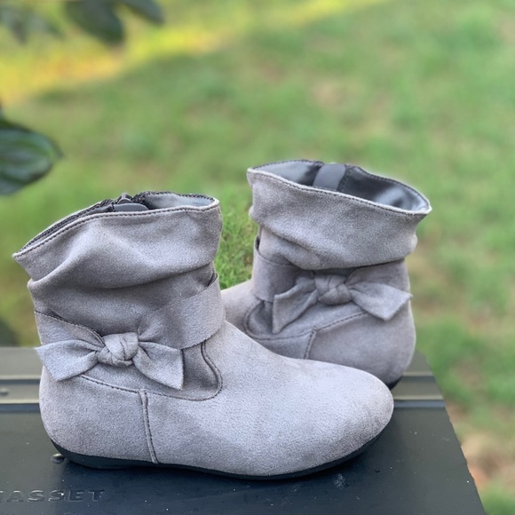 Wonder Nation Toddler Girls Bow Slouch Winter Boot - Picture 2 of 4